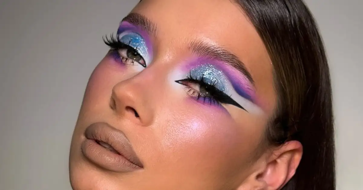 Best 15 Neon Makeup Looks